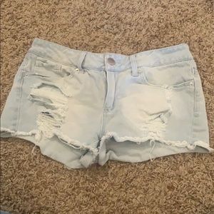 Light Jean shorts